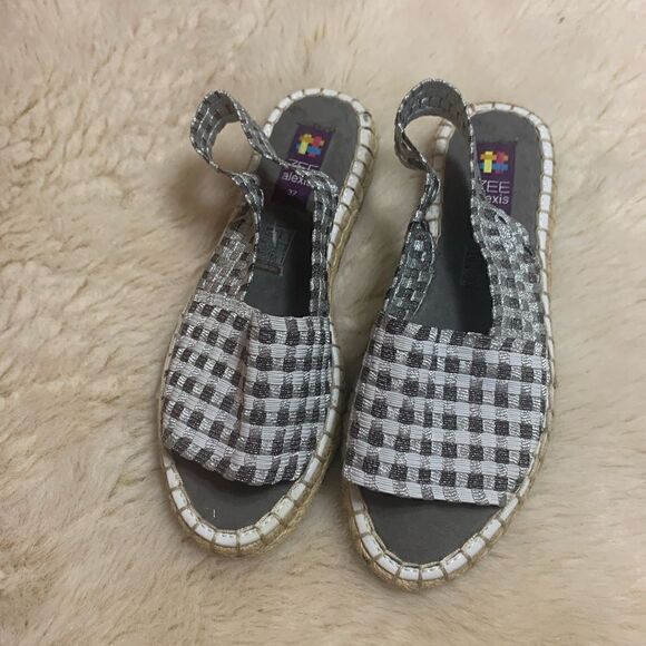 Zee Alexis Gray and Silver Woven Sandals size 37 or 7 - Picture 4 of 6